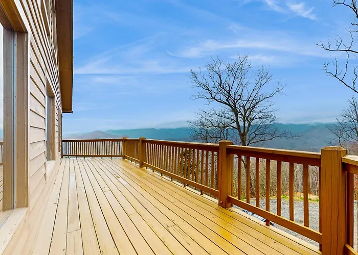 2 Bed 2 Bath Vacation Home In Bryson City