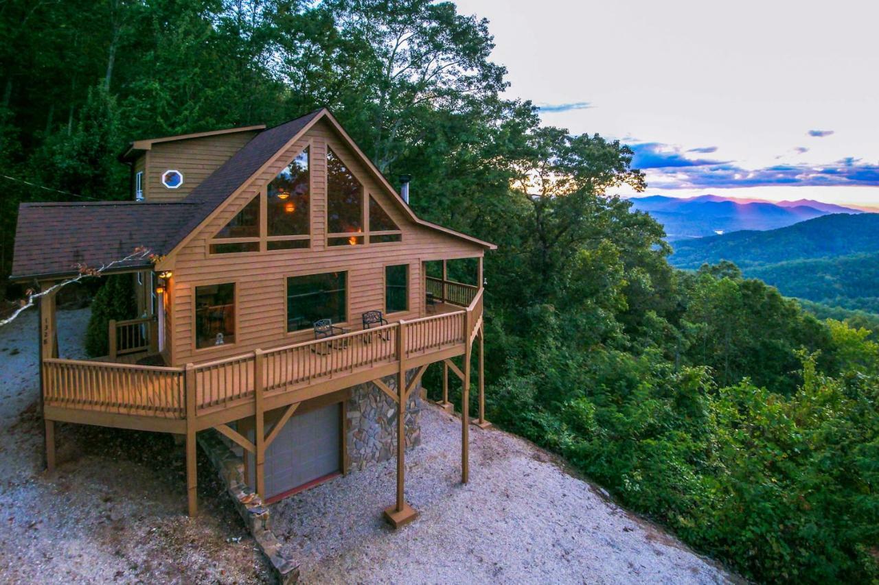 2 Bed 2 Bath Vacation In Bryson Holiday home